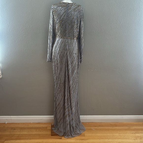 MAC DUGGAL Long Sleeve Beaded Column Gown 5240 NWT - Picture 4 of 17